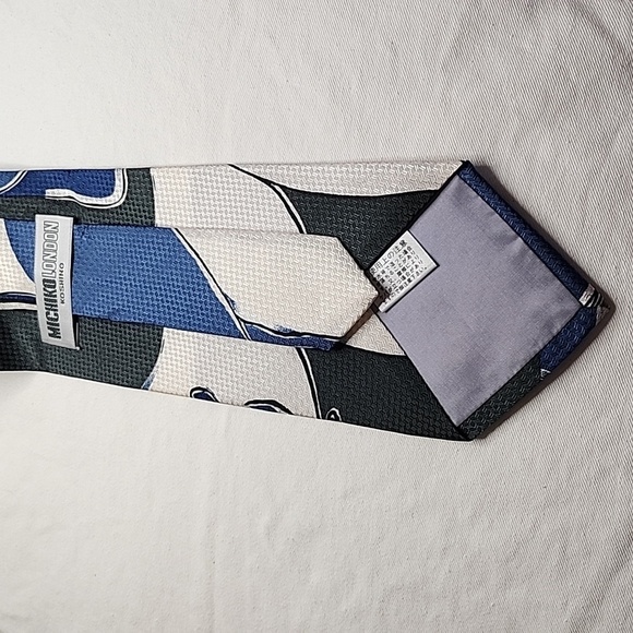 MICHICO LONDON koshino Japanese brand 👔 - Picture 8 of 9